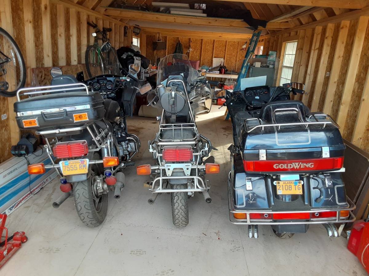 1980 Honda GL1100 Goldwing Interstate<br />
1981 Honda GL1100 Goldwing Interstate<br />
1984 Honda GL1200 Goldwing Interstate<br />
+1981 Honda GL1100 Parts Bike (Engine + Frame)