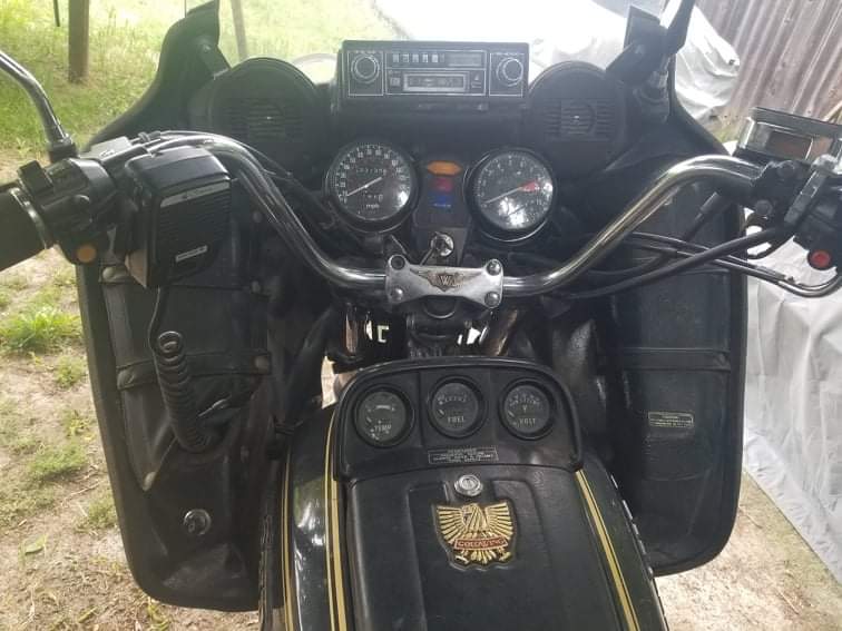 1979 Honda GL1100 Goldwing+1980 Honda GL1100パーツバイク(フレーム+<br />
エンジン他）