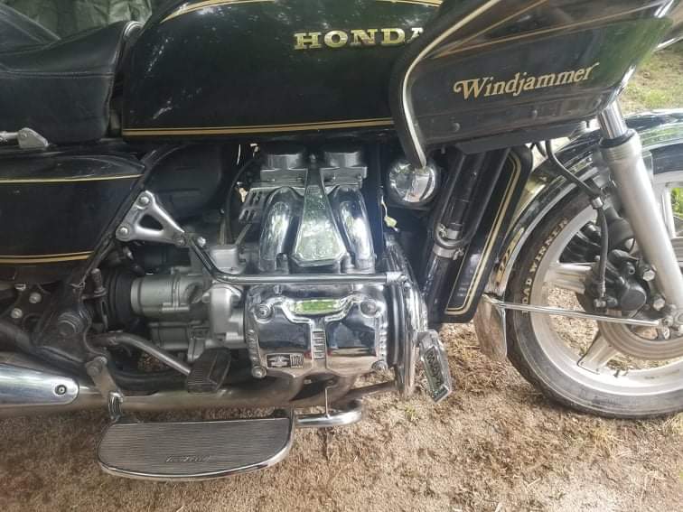 1979 Honda GL1100 Goldwing+1980 Honda GL1100パーツバイク(フレーム+<br />
エンジン他）