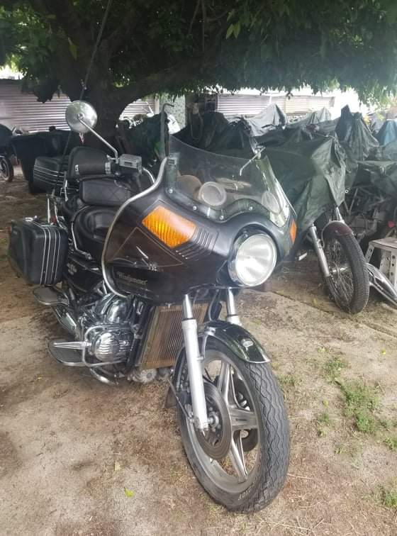 1979 Honda GL1100 Goldwing+1980 Honda GL1100パーツバイク(フレーム+<br />
エンジン他）