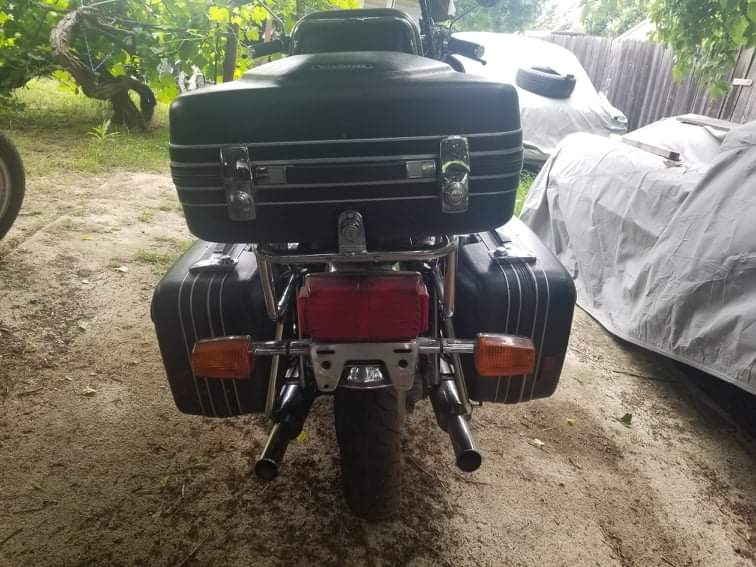 1979 Honda GL1100 Goldwing+1980 Honda GL1100パーツバイク(フレーム+<br />
エンジン他）